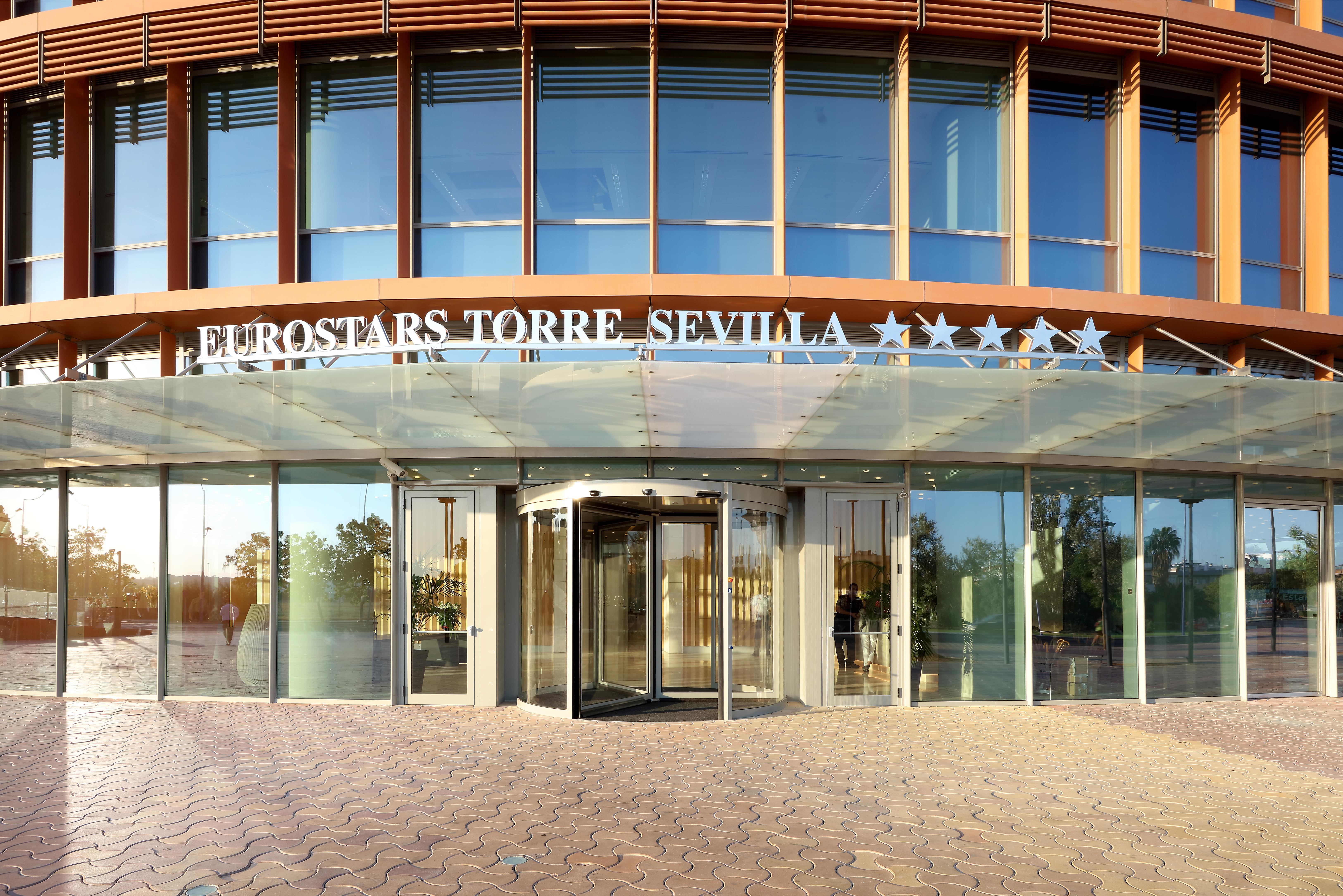 Eurostars Torre Sevilla Eksteriør bilde